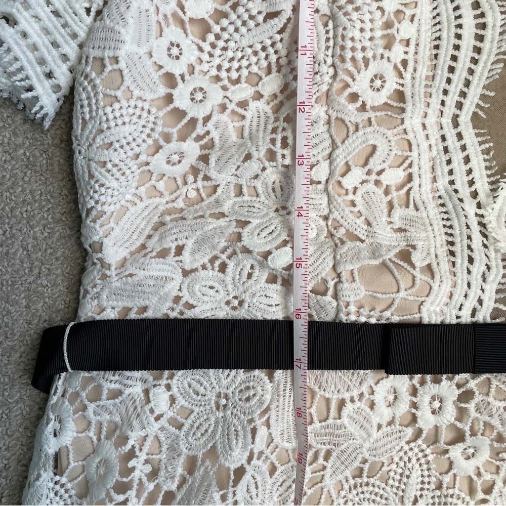Lace DB Studio dress - Picture 5 of 8